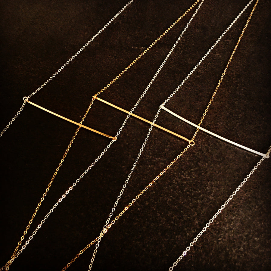 Linear Necklace